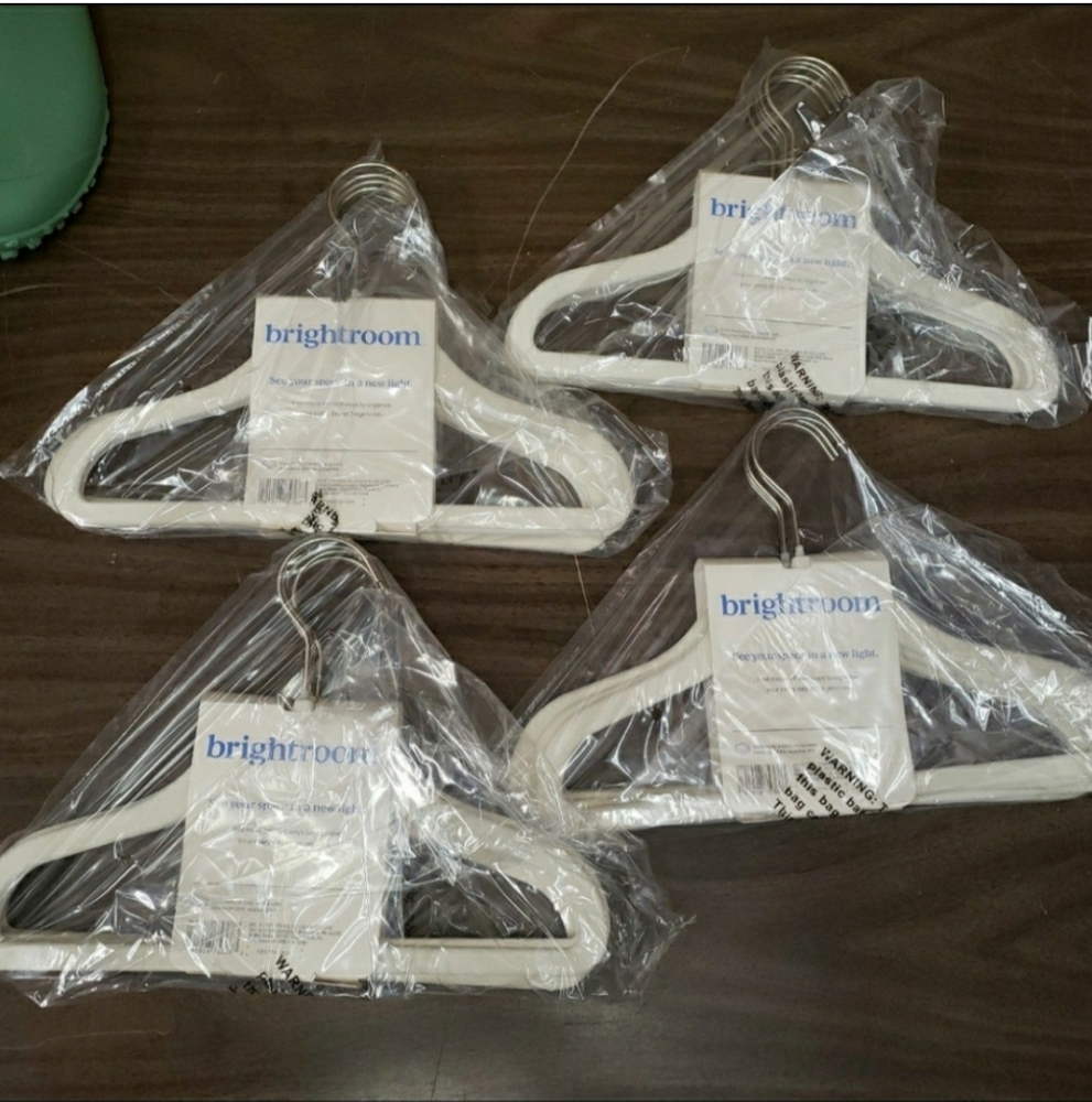 Brightroom Kids Hangers 3 Pkgs 60 Hangers Total NEW!!